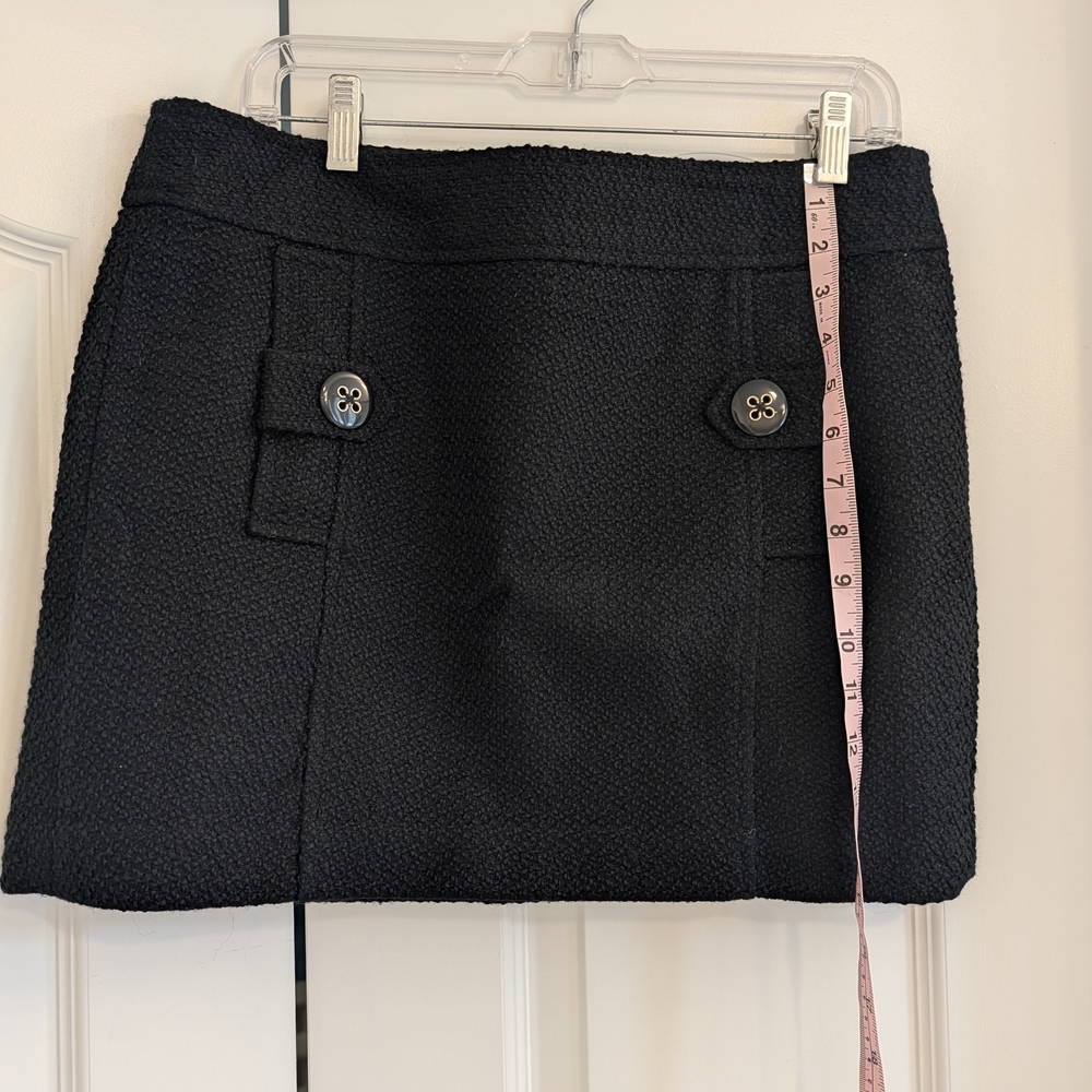 Banana Republic Textured boucle Black Mini Skirt, Size 10